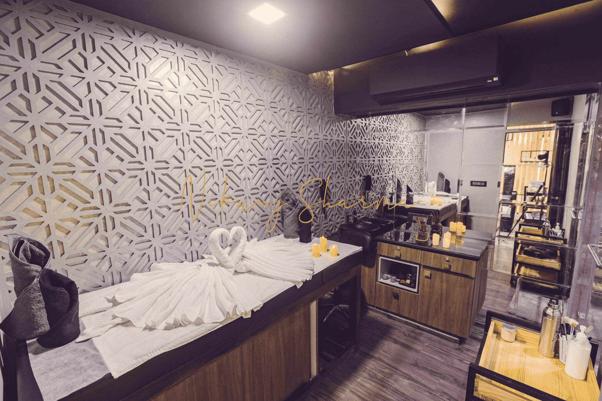 Hakim's Aalim Salon & Beauty Longe